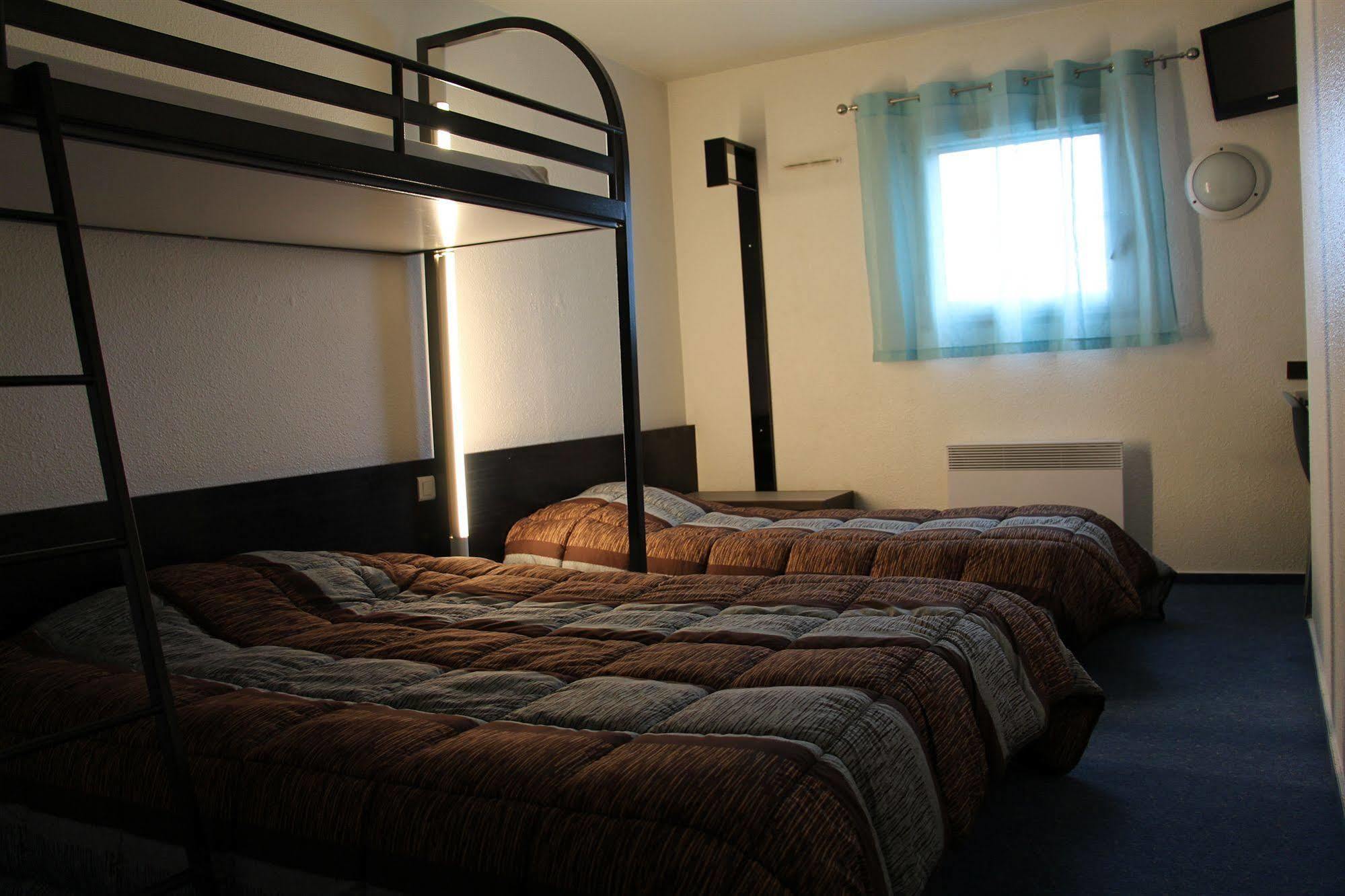 Hotel 1Ere Etape Vaulx-en-Velin ภายนอก รูปภาพ